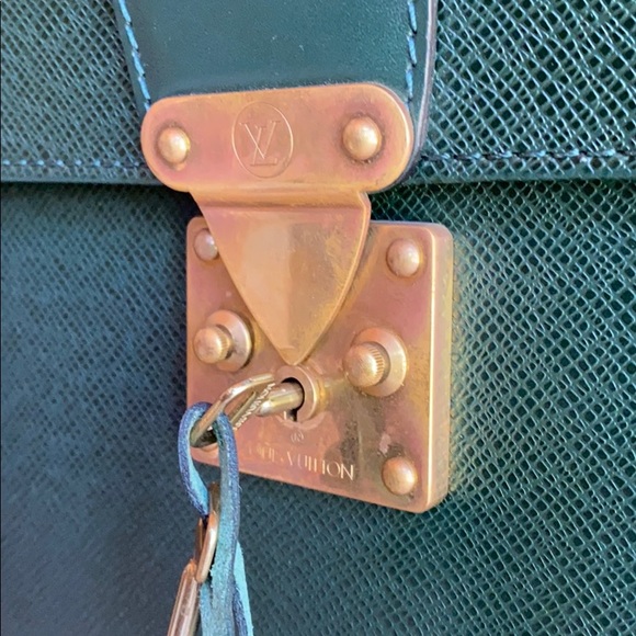 LV Briefcase - Picture 6 of 6